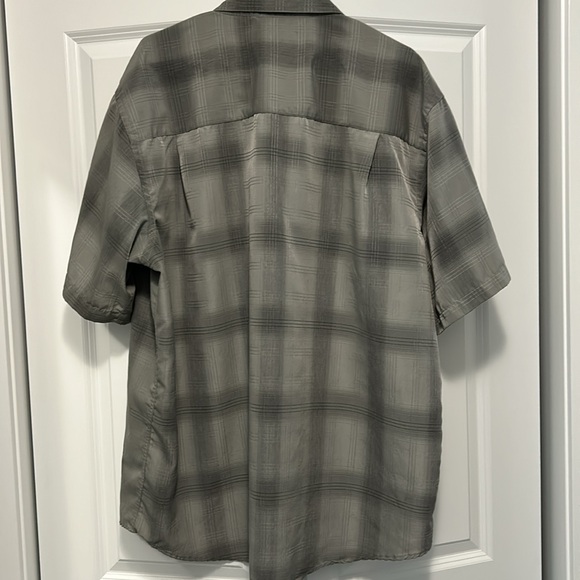 Men’s Vanderbilt, casual button-down shirt. - Picture 4 of 6
